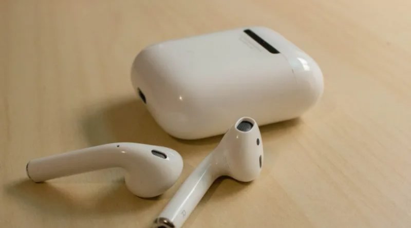 Top Benefits For Owning Apple AirPods