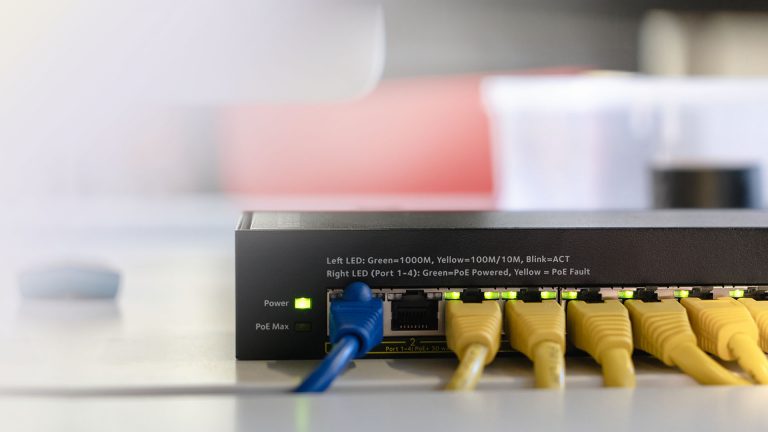 What You Should Know About Managed PoE Switches For Your Network